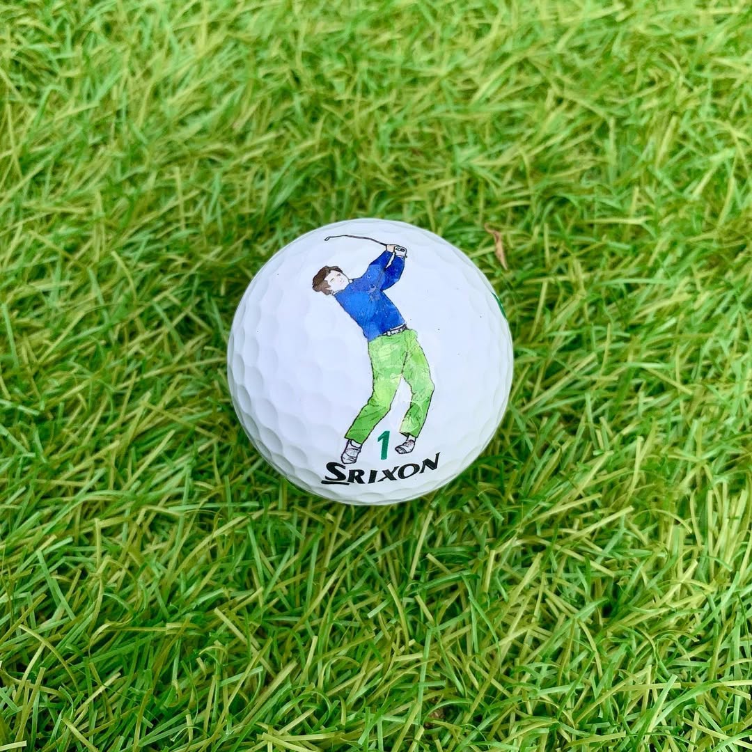 SEVE GOLF BALLS